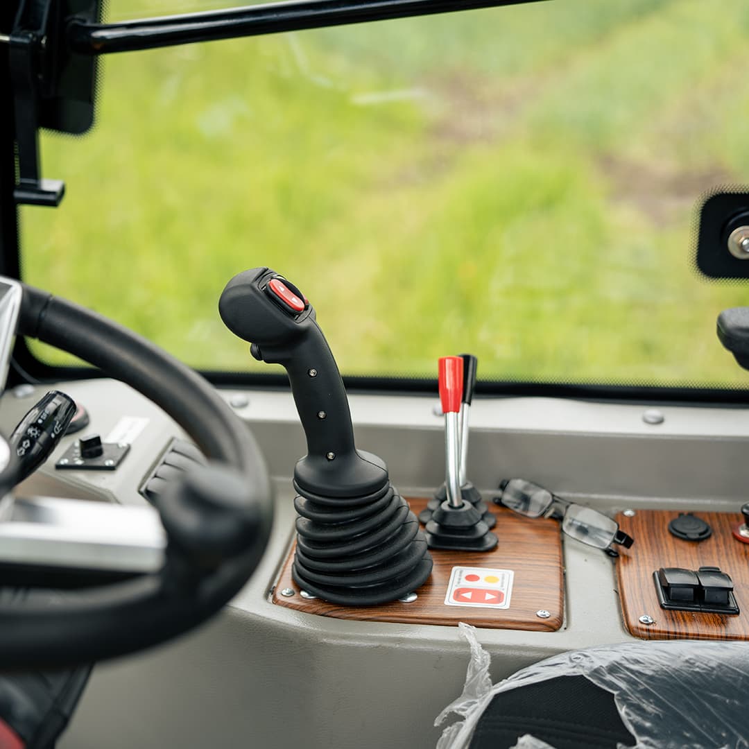 Hjullastare Swekip 2360V 1080x1080-15.jpg