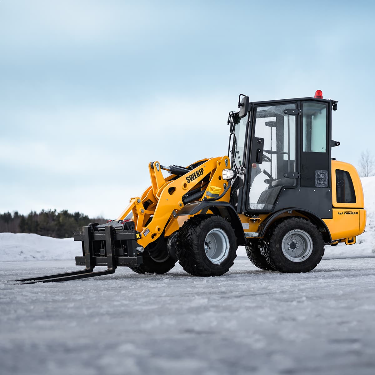 1550V Hjullastare Swekip 1550 01.jpg