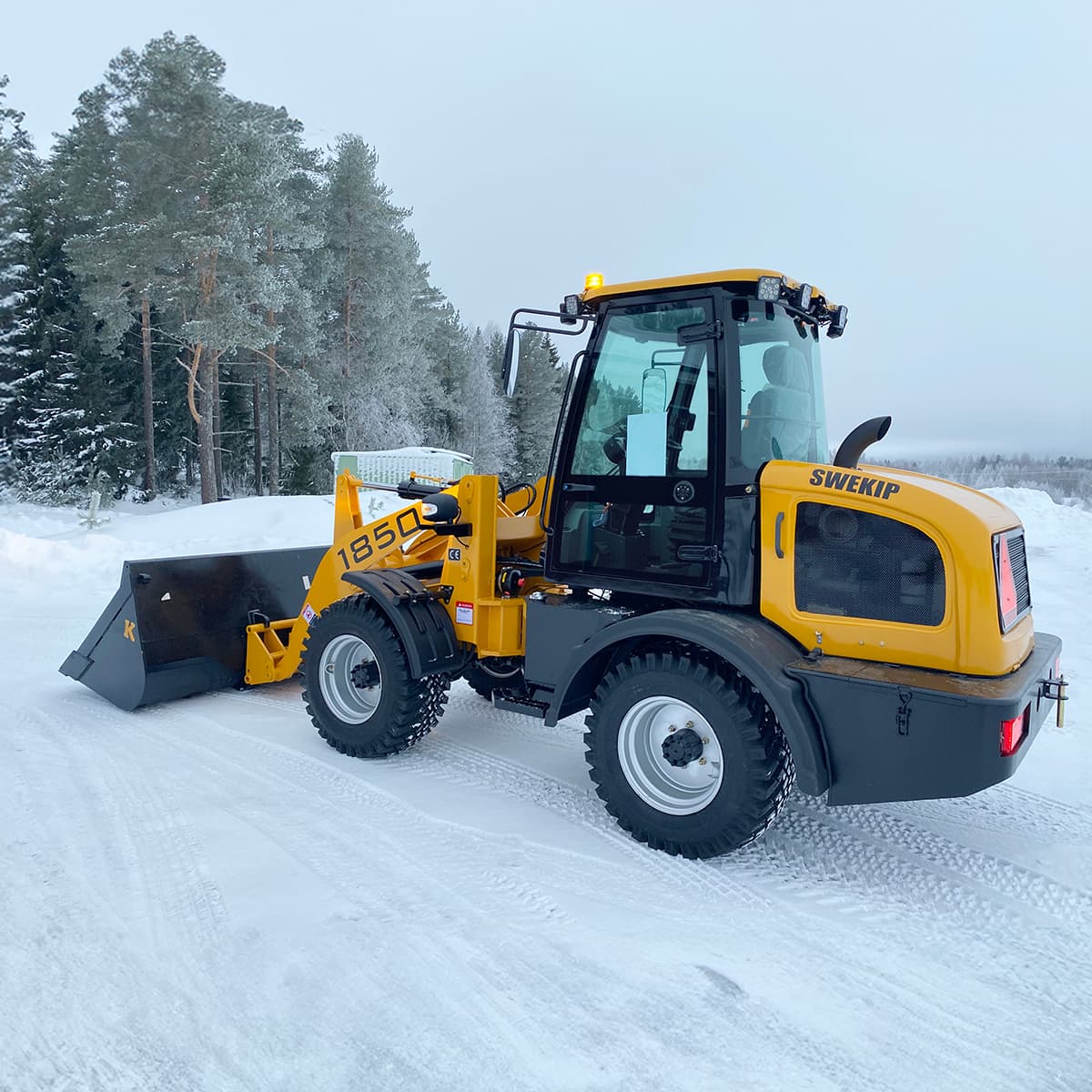 1850V Hjullastare Swekip 05.jpg
