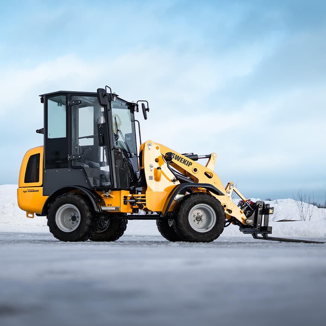 Hjullastare Swekip 1550V 1080x1080 02.jpg